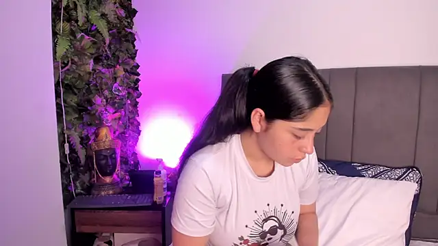 Snapshot of vela-kimm chatting on February 13, 2026, 8:20 pm vela-kimm online show from February 13, 2026, 8:20 pm