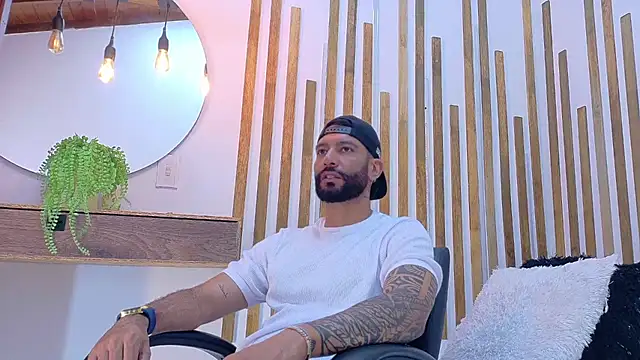 yorbymaxx online show from March 20, 2026, 3:02 pm