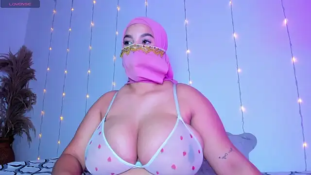 yasmin rahal online show from January 10, 2026, 9:10 pm