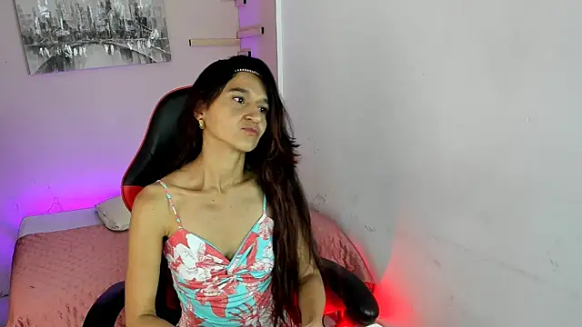 Snapshot of maraiah_petit chatting on September 28, 2025, 7:32 pm maraiah petit online show from September 28, 2025, 7:32 pm