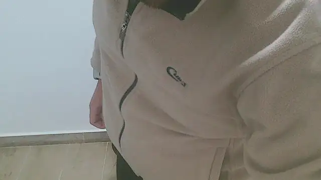 Snapshot of fabricadeleche chatting on December 1, 2025, 5:14 pm fabricadeleche online show from December 1, 2025, 5:14 pm