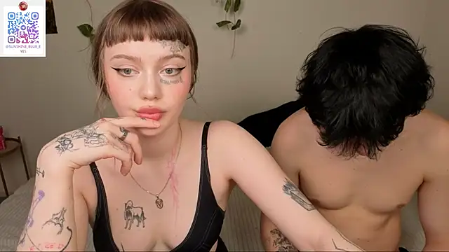 Snapshot of eva_sunshine_blue_eyes chatting on April 3, 2026, 6:47 pm eva sunshine blue eyes online show from April 3, 2026, 6:47 pm