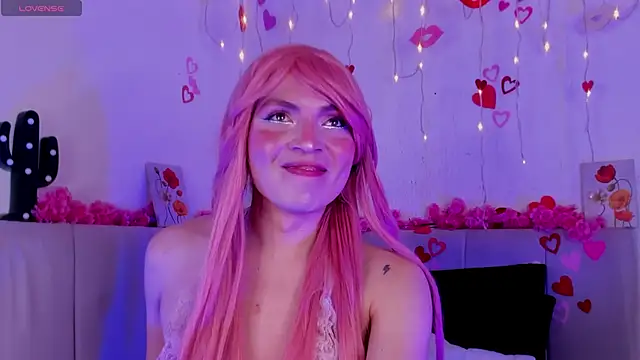 Snapshot of Tommy_Lovee chatting on September 21, 2025, 4:17 am Tommy Lovee online show from September 21, 2025, 4:17 am