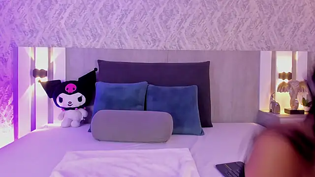 krystal foxx online show from November 21, 2025, 11:26 pm