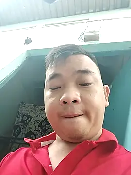 Snapshot of Boy_kuto77 chatting on January 14, 2026, 2:15 am Boy kuto77 online show from January 14, 2026, 2:15 am