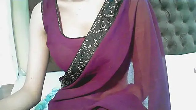 elize   online show from November 7, 2025, 1:59 pm