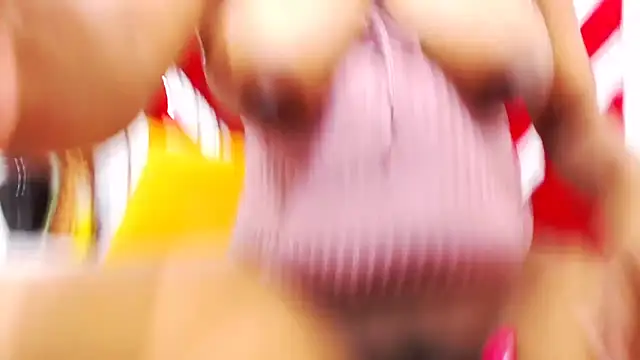 AmbarSmit online show from December 19, 2025, 8:44 pm