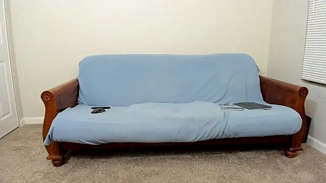 Snapshot of KristalMountain chatting on December 17, 2025, 5:01 am KristalMountain online show from December 17, 2025, 5:01 am