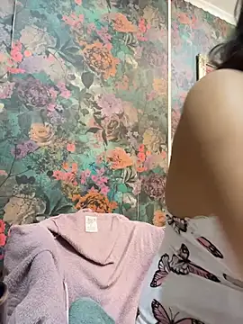 Snapshot of kiaradevil chatting on November 22, 2025, 8:24 am kiaradevil online show from November 22, 2025, 8:24 am