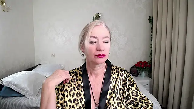 Snapshot of hunters_woman chatting on February 11, 2026, 3:17 am hunters woman online show from February 11, 2026, 3:17 am