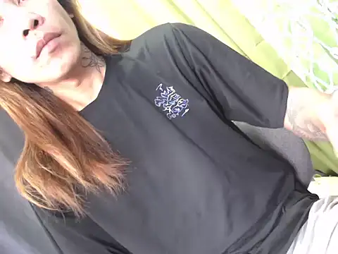 Snapshot of YourTopweng chatting on December 19, 2025, 1:53 am YourTopweng online show from December 19, 2025, 1:53 am