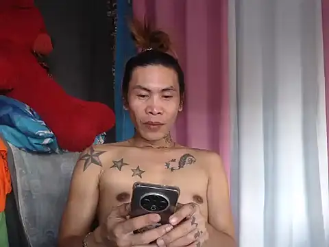 Snapshot of YourTopweng chatting on January 11, 2026, 8:32 am YourTopweng online show from January 11, 2026, 8:32 am