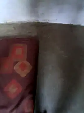 Snapshot of RAYI_Queen_3 chatting on October 30, 2025, 4:11 am RAYI Queen 3 online show from October 30, 2025, 4:11 am