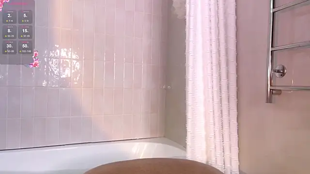 Snapshot of Eva_Collinss chatting on May 3, 2026, 1:11 am Eva Collinss online show from May 3, 2026, 1:11 am
