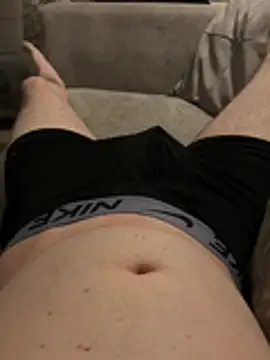 Snapshot of naughtycoupl98 chatting on February 22, 2026, 11:39 pm naughtycoupl98 online show from February 22, 2026, 11:39 pm