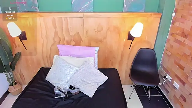 Snapshot of milavega_ chatting on March 19, 2026, 12:38 pm milavega online show from March 19, 2026, 12:38 pm