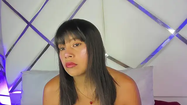 Snapshot of Dulce_Pettit chatting on October 24, 2025, 12:59 pm Dulce Pettit online show from October 24, 2025, 12:59 pm