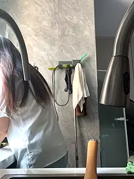 xiaomei-11 online show from October 1, 2025, 2:38 am