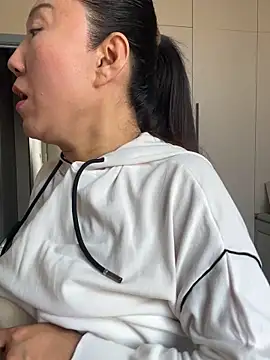 xiaomei-11 online show from October 3, 2025, 4:36 am