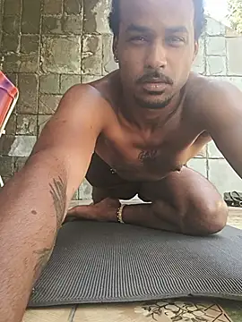 MisterLoaas online show from August 7, 2026, 12:55 pm