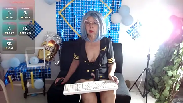 ruth blue21 online show from October 15, 2025, 12:57 pm