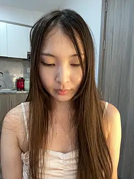 SkylerMoon online show from October 18, 2025, 3:08 am