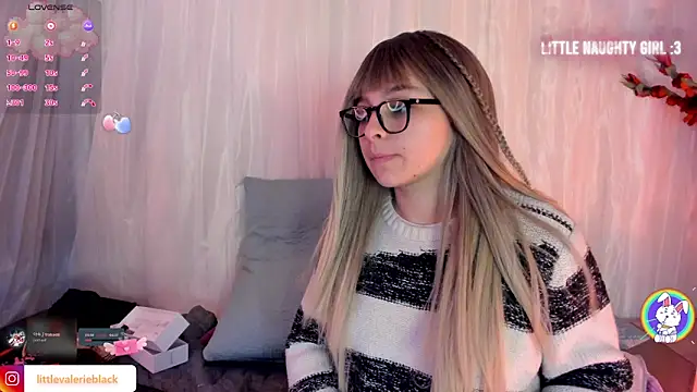 Snapshot of Aurora_blaack chatting on November 28, 2025, 4:29 pm Aurora blaack online show from November 28, 2025, 4:29 pm