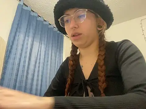 Sallem Pink online show from October 3, 2025, 12:17 pm