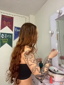 Sallem Pink online show from September 19, 2025, 11:47 am