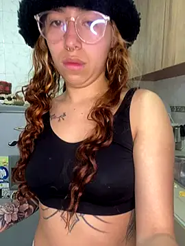 Sallem Pink online show from September 9, 2025, 11:52 am