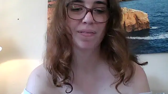 Snapshot of sweetsocalgirl chatting on February 22, 2026, 10:11 pm sweetsocalgirl online show from February 22, 2026, 10:11 pm