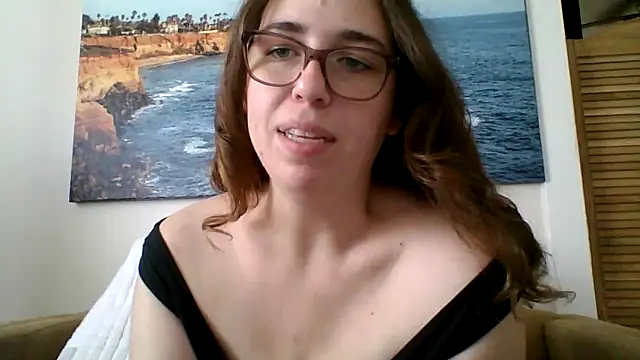 Snapshot of sweetsocalgirl chatting on May 6, 2026, 10:03 pm sweetsocalgirl online show from May 6, 2026, 10:03 pm