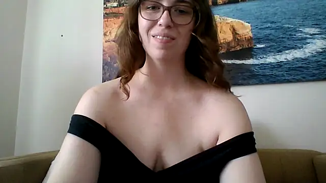 Snapshot of sweetsocalgirl chatting on April 23, 2026, 9:38 pm sweetsocalgirl online show from April 23, 2026, 9:38 pm