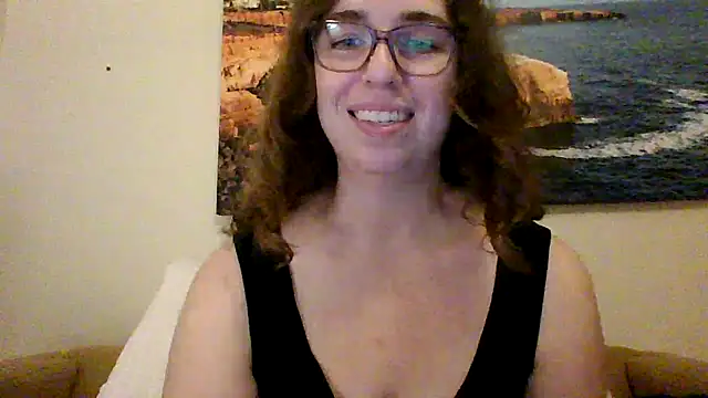 Snapshot of sweetsocalgirl chatting on March 28, 2026, 2:34 am sweetsocalgirl online show from March 28, 2026, 2:34 am