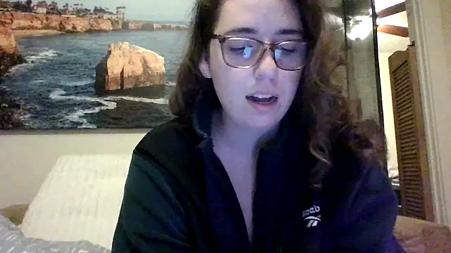 Snapshot of sweetsocalgirl chatting on April 26, 2026, 2:53 am sweetsocalgirl online show from April 26, 2026, 2:53 am