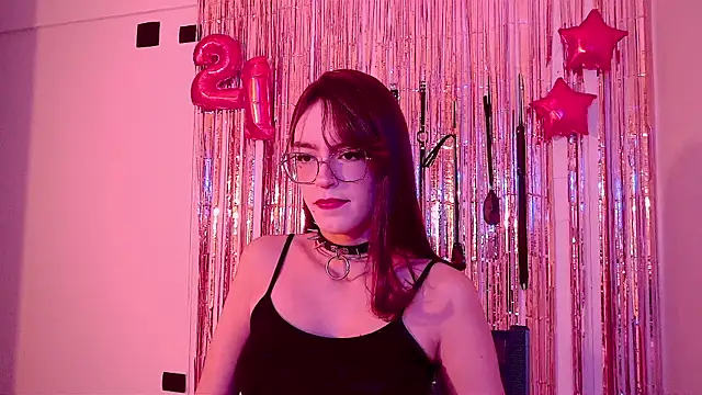 nina kink online show from June 15, 2026, 9:03 pm