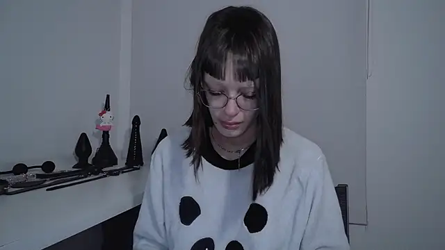 Snapshot of nina_kink chatting on October 19, 2025, 7:44 am nina kink online show from October 19, 2025, 7:44 am