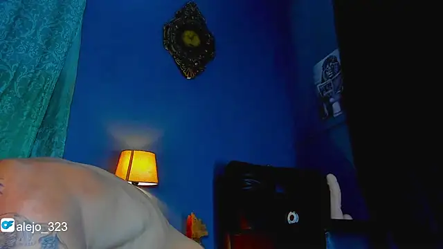 alejo  323   online show from November 30, 2025, 3:07 am