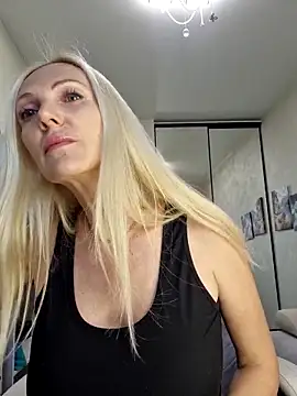 Monna online show from October 23, 2025, 1:43 pm