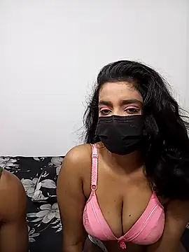 Darkchocosl8 online show from January 7, 2026, 10:26 pm