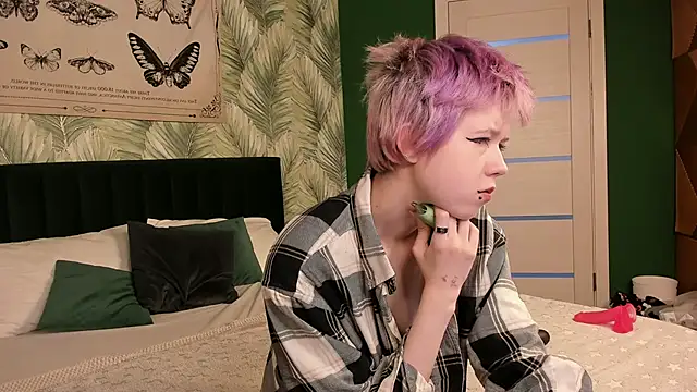 CarolineRichter online show from November 20, 2025, 2:56 am