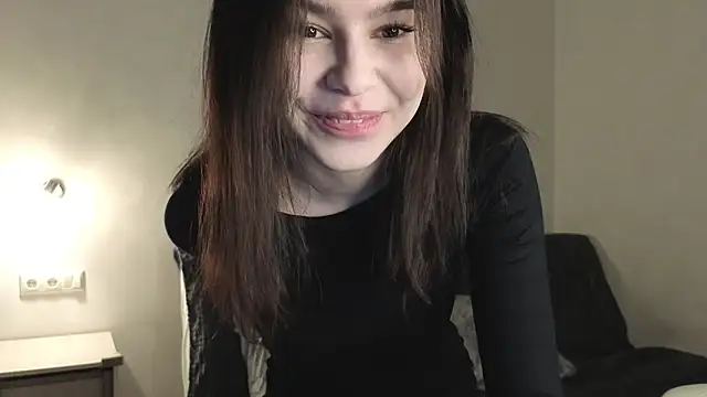 sladkoezzzka online show from November 4, 2025, 5:50 pm