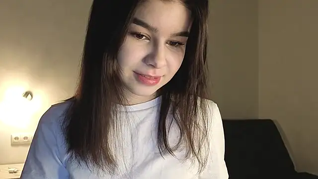 sladkoezzzka online show from November 15, 2025, 5:50 pm