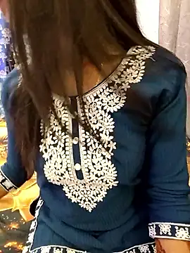 Snapshot of priya_26 chatting on May 3, 2026, 10:42 am priya 26 online show from May 3, 2026, 10:42 am