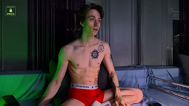 ares pallini online show from November 7, 2025, 10:31 am