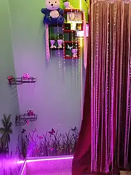 Snapshot of Puja-baby chatting on July 1, 2026, 8:14 am Puja-baby online show from July 1, 2026, 8:14 am