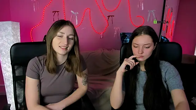 Snapshot of eva_smiith_ chatting on March 9, 2026, 6:50 am eva smiith online show from March 9, 2026, 6:50 am