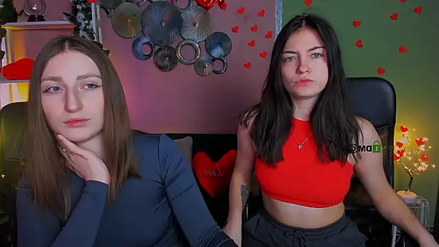 eva smiith  online show from February 17, 2026, 7:05 am