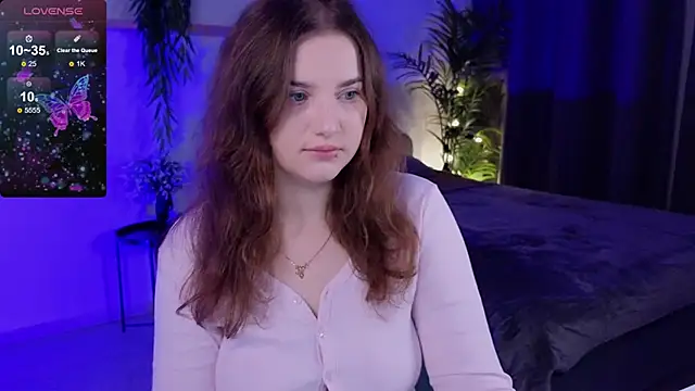 Snapshot of Ashley_Glen chatting on October 18, 2025, 7:54 am Ashley Glen online show from October 18, 2025, 7:54 am