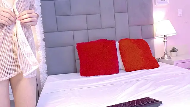 Snapshot of Noah_Bells chatting on January 6, 2026, 12:42 pm Noah Bells online show from January 6, 2026, 12:42 pm